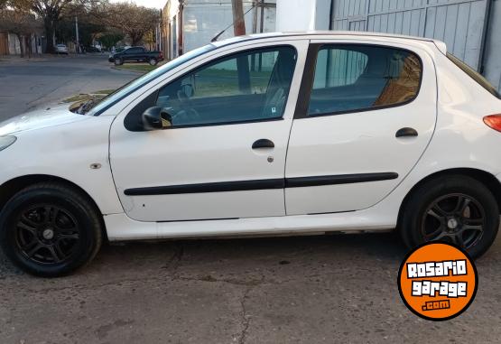Autos - Peugeot 207 compac 2013 Nafta 156000Km - En Venta
