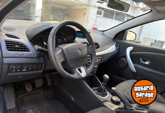 Autos - Renault Fluence luxe 2011 Nafta 133500Km - En Venta