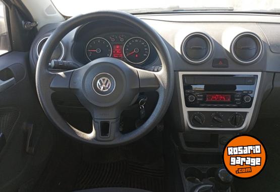 Autos - Volkswagen Voyage 2016 Nafta 93000Km - En Venta