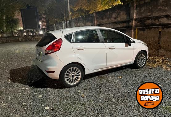 Autos - Ford Fiesta SE 2014 Nafta 65000Km - En Venta