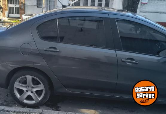 Autos - Peugeot 408allure plus 2013 Nafta 143000Km - En Venta