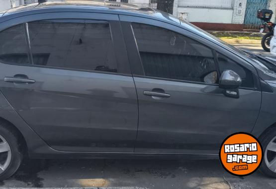 Autos - Peugeot 408allure plus 2013 Nafta 143000Km - En Venta