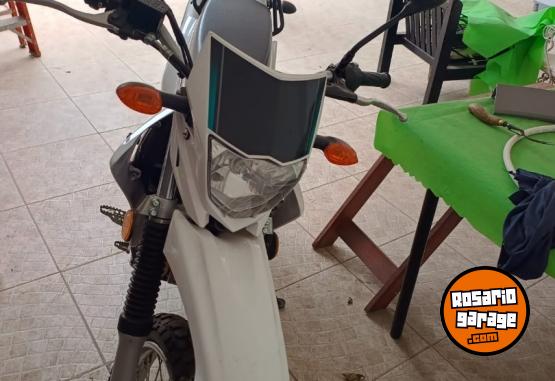 Motos - Yamaha XTZ 2022 Nafta 11300Km - En Venta