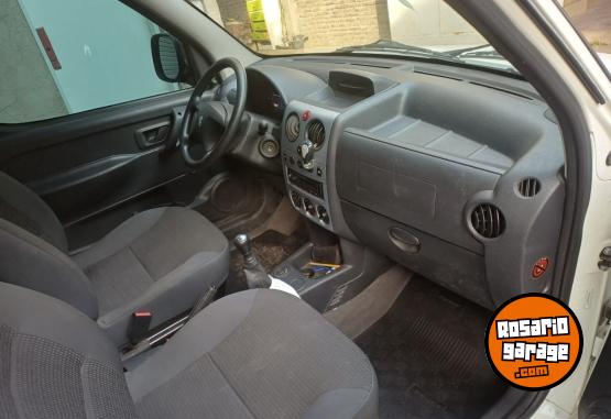 Utilitarios - Peugeot Partner 2024 Nafta 41000Km - En Venta