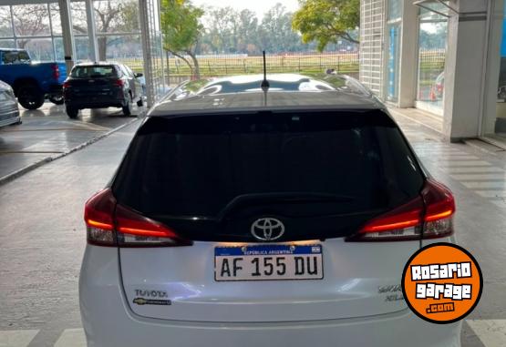 Autos - Toyota YARIS XLS 5P MT 2021 Nafta 28000Km - En Venta