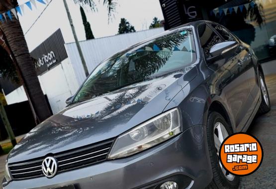 Autos - Volkswagen Vento luxury 2012 Nafta 182000Km - En Venta