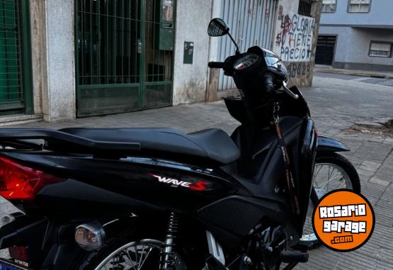 Motos - Honda Wave 110 2023 Nafta 5000Km - En Venta