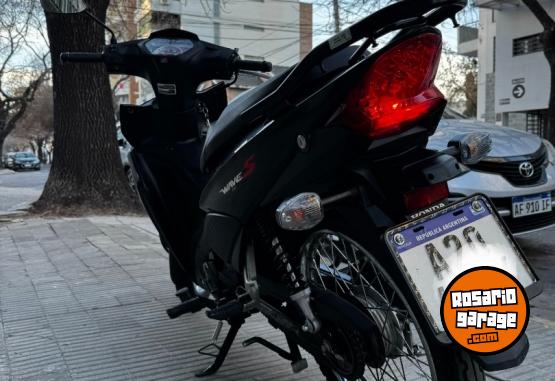 Motos - Honda Wave 110 2023 Nafta 5000Km - En Venta