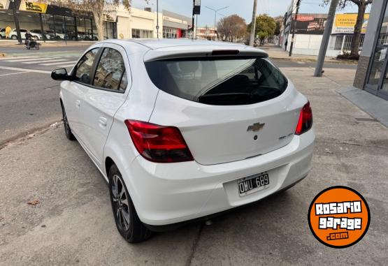 Autos - Chevrolet Onix 2015 Nafta 140000Km - En Venta