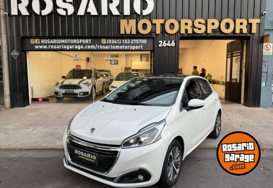 Autos - Peugeot 208 Feline 2017 Nafta 120000Km - En Venta