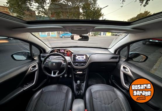 Autos - Peugeot 208 Feline 2017 Nafta 120000Km - En Venta