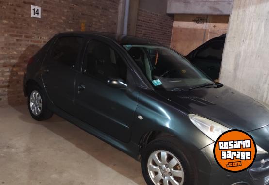 Autos - Peugeot 207 compac 2011 Nafta 152000Km - En Venta