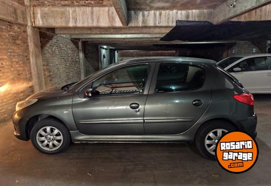 Autos - Peugeot 207 compac 2011 Nafta 152000Km - En Venta