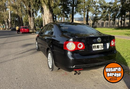 Autos - Volkswagen Vento 2010 Nafta 260000Km - En Venta