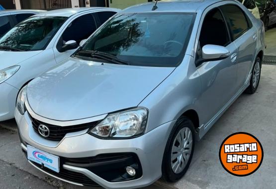 Autos - Toyota ETIOS XLS 1.5 2017 Nafta 178000Km - En Venta