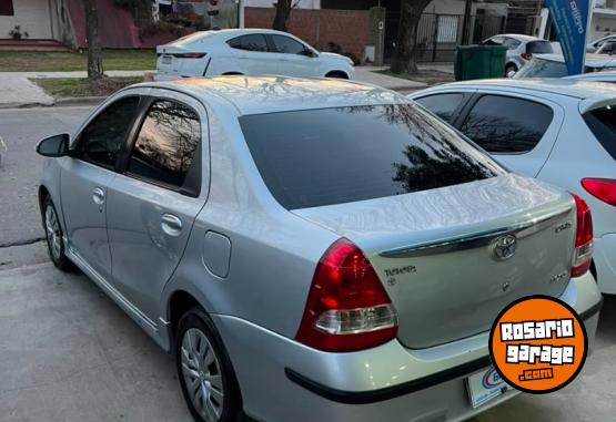 Autos - Toyota ETIOS XLS 1.5 2017 Nafta 178000Km - En Venta