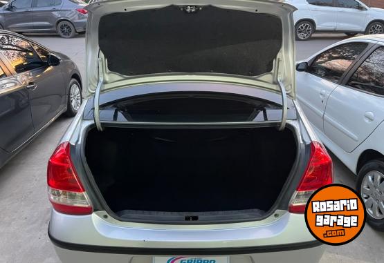 Autos - Toyota ETIOS XLS 1.5 2017 Nafta 178000Km - En Venta