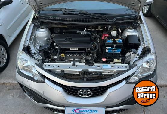 Autos - Toyota ETIOS XLS 1.5 2017 Nafta 178000Km - En Venta