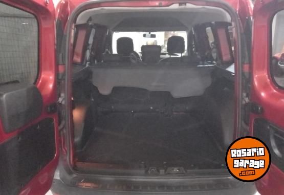 Utilitarios - Renault KANGOO 2024 Nafta 33000Km - En Venta