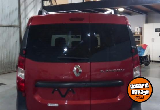 Utilitarios - Renault KANGOO 2024 Nafta 33000Km - En Venta