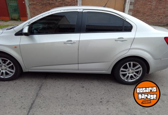 Autos - Chevrolet Sonic LT manual 2012 GNC 110000Km - En Venta