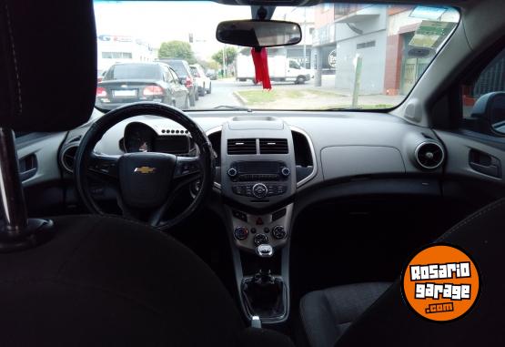Autos - Chevrolet Sonic LT manual 2012 GNC 110000Km - En Venta