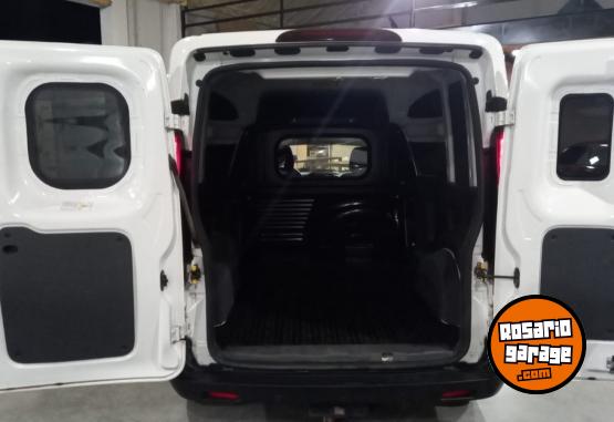 Utilitarios - Fiat FIORINO 2025 Nafta 28000Km - En Venta