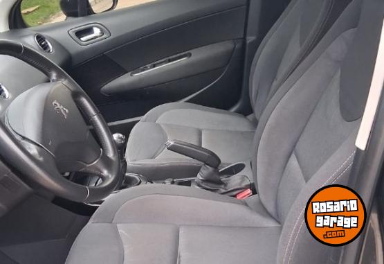 Autos - Peugeot 308 2016 Nafta 124000Km - En Venta