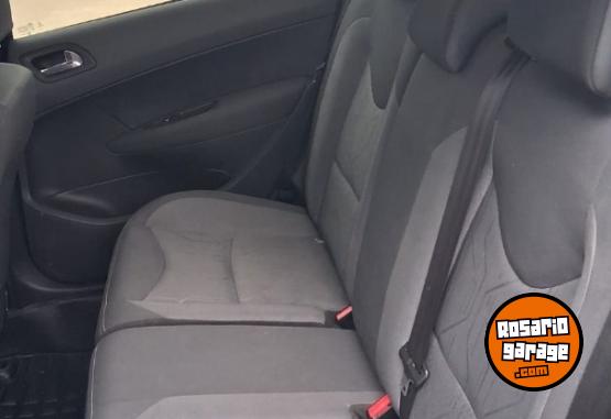 Autos - Peugeot 308 2016 Nafta 124000Km - En Venta
