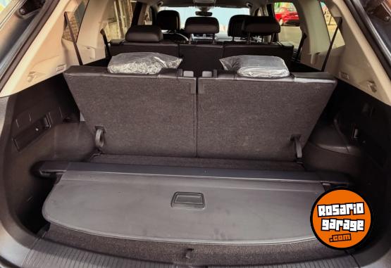 Camionetas - Volkswagen Tiguan AllSpace Life 2023 Nafta 81000Km - En Venta
