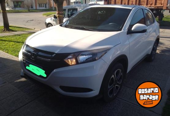 Autos - Honda HRV 2016 Nafta 96000Km - En Venta