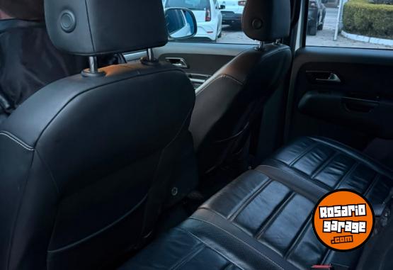 Camionetas - Volkswagen Amarok 2023 Diesel 80000Km - En Venta