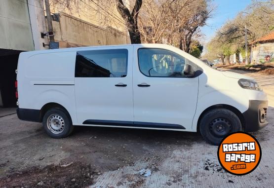 Utilitarios - Citroen Jumpy 2019 Diesel 210000Km - En Venta