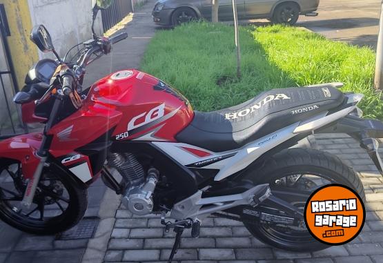 Motos - Honda Cb 250 New 2017 Nafta 111111Km - En Venta