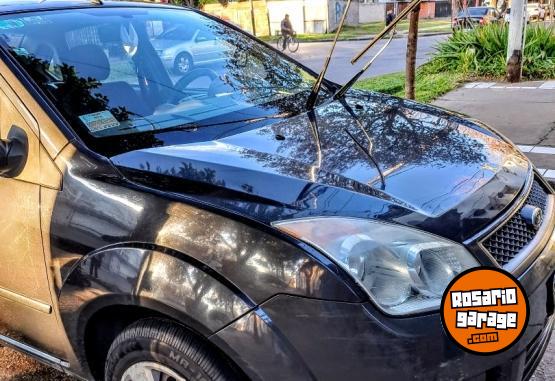 Autos - Ford Fiesta Max 2010 GNC 175000Km - En Venta