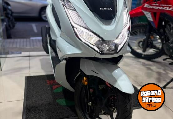 Motos - Honda PCX 160 2024 Nafta 7700Km - En Venta