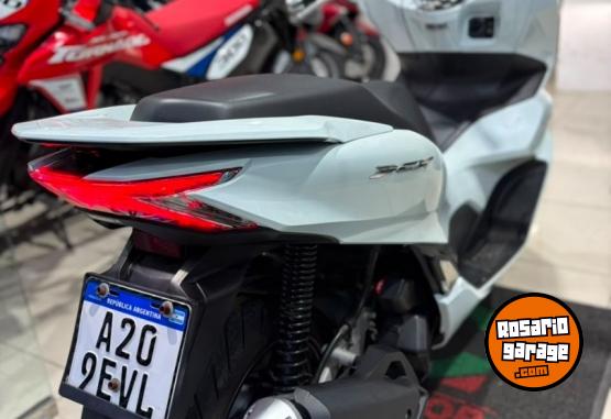 Motos - Honda PCX 160 2024 Nafta 7700Km - En Venta