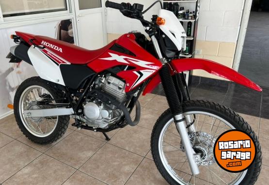 Motos - Honda TORNADO 250CC 2021 Nafta 3083Km - En Venta