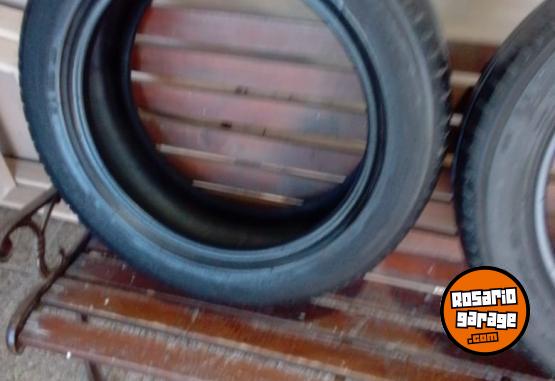 Accesorios para Autos - SE VENDE DOS CUBIERTAS MICHELIN 195- 55- 16 - En Venta