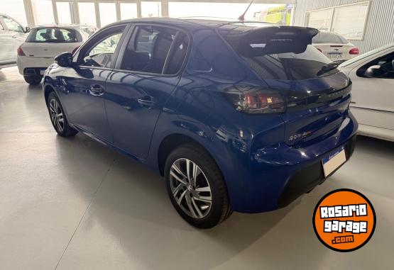 Autos - Peugeot 208 Feline Tiptronic 2023 Nafta 31000Km - En Venta