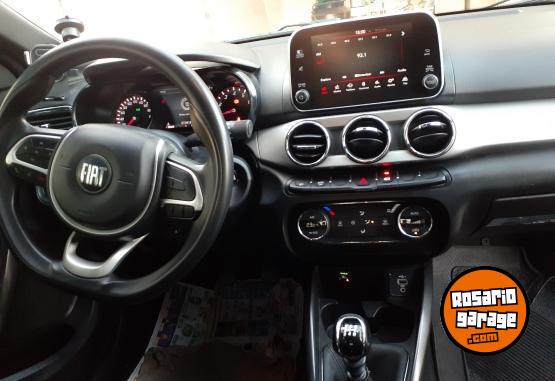 Autos - Fiat Cronos Presission 1.8 HGT 2022 GNC 75500Km - En Venta