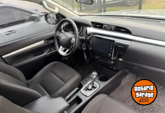 Camionetas - Toyota HILUX 2.8 SRV 4X4 A/T 2021 Diesel 86500Km - En Venta
