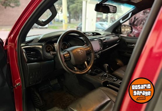 Camionetas - Toyota Hilux SRX 4X4 2020 Diesel 103000Km - En Venta