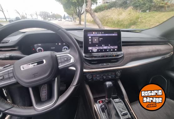 Camionetas - Jeep comander 2022 Diesel 100000Km - En Venta