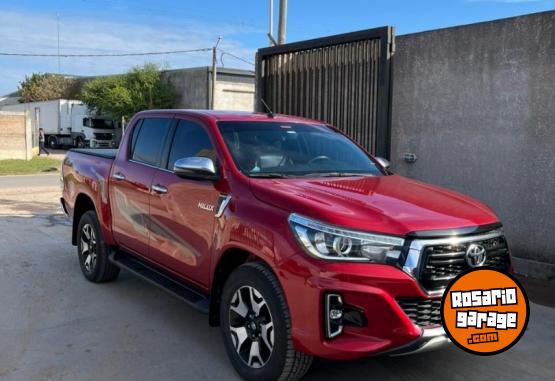Camionetas - Toyota HILUX SRX 2019 Diesel 190000Km - En Venta