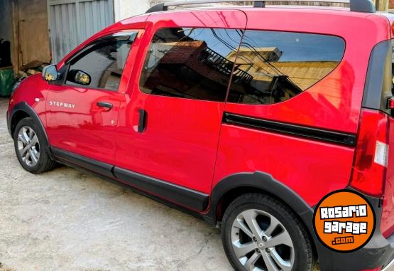 Utilitarios - Renault Kangoo steway 2023 Diesel 29000Km - En Venta