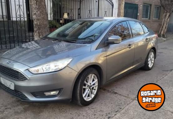 Autos - Ford FOCUS 2017 GNC 168000Km - En Venta