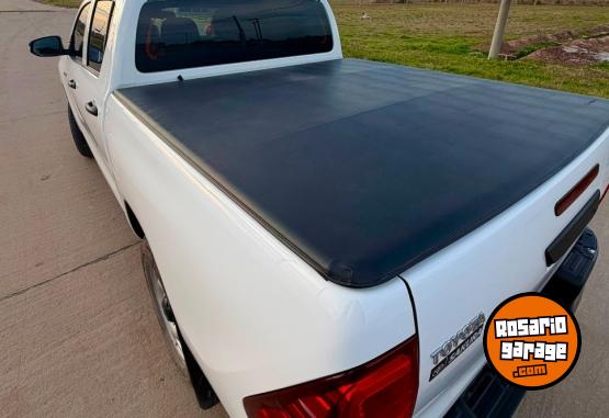 Camionetas - Toyota Hilux 2024 Diesel 21000Km - En Venta