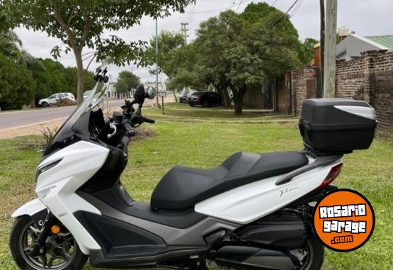 Motos - Kymco X-TOWN 250I 2024 Nafta 6900Km - En Venta