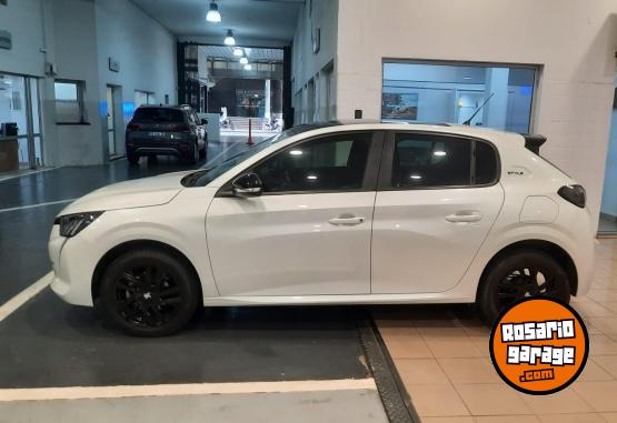 Autos - Peugeot 208 STYLE 2023 Nafta 17000Km - En Venta